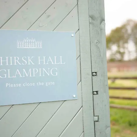 ラグジュアリーテント Hall Glamping *